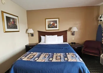 Americas Best Value Inn Mount Vernon hotel thumbnail 6