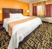 Quality Inn & Suites Danville East hotel detail image 7