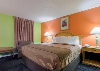 Highway Inn hotel thumbnail 4