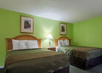 Highway Inn hotel thumbnail 8