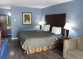 Timber Motel hotel thumbnail 5