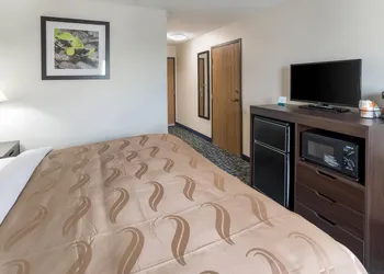 Quality Inn Rochelle hotel thumbnail 5