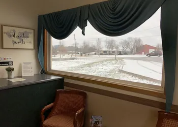 Economy Inn of Bloomington hotel thumbnail 3