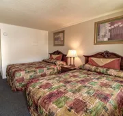 Economy Inn of Bloomington hotel detail image 4