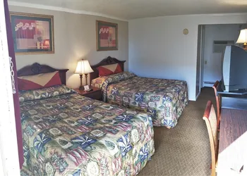 Economy Inn of Bloomington hotel thumbnail 7