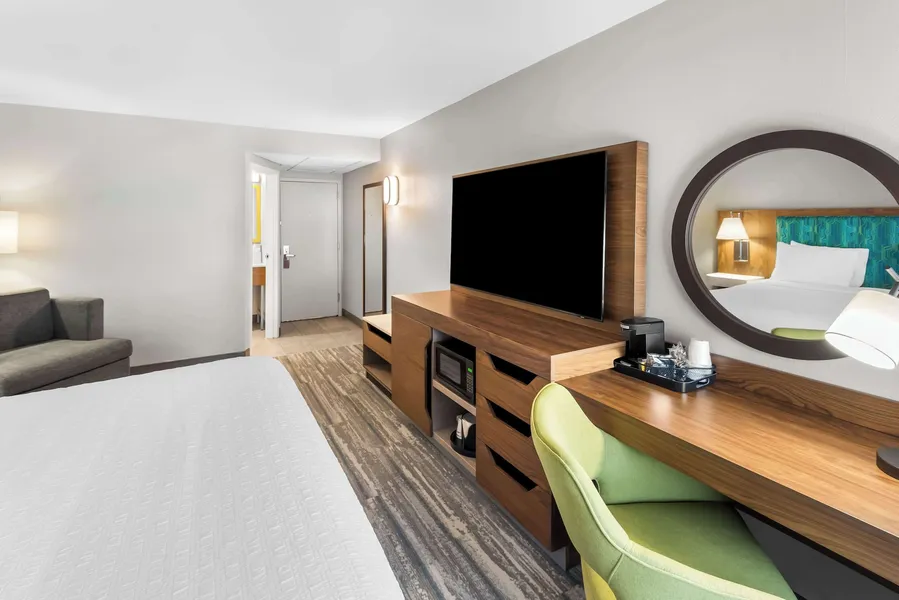 Hampton Inn Indianapolis-N.E./Castleton hotel detail image 6