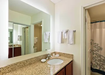 Residence Inn by Marriott Indianapolis Fishers hotel thumbnail 8