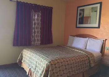 Frontier Motel hotel thumbnail 5