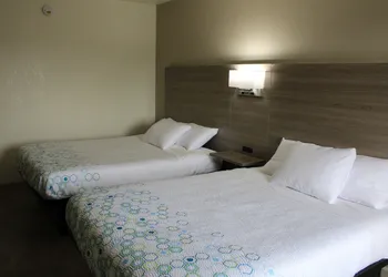 BlissPoint Inn kokomo hotel thumbnail 5