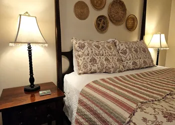 The Green Tree Inn hotel thumbnail 7