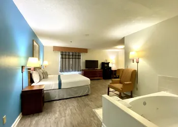 FairBridge Inn Express Mount Vernon hotel thumbnail 2