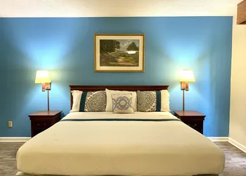 FairBridge Inn Express Mount Vernon hotel thumbnail 3
