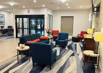 Comfort Suites Plymouth near US-30 hotel thumbnail 5