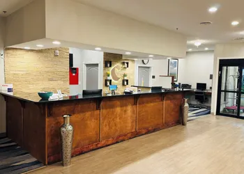 Comfort Suites Plymouth near US-30 hotel thumbnail 7