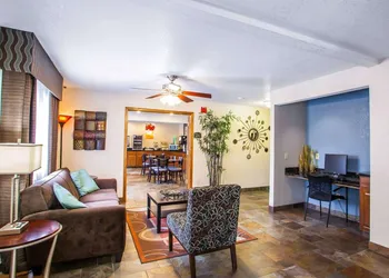 Quality Inn & Suites Ankeny - Des Moines hotel thumbnail 5