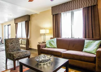 Quality Inn & Suites Ankeny - Des Moines hotel thumbnail 8