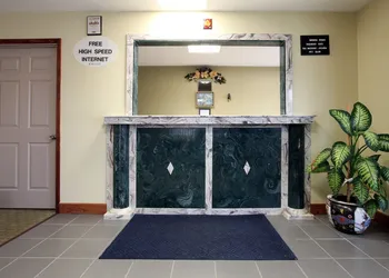 Americas Best Value Inn Cabot hotel thumbnail 2
