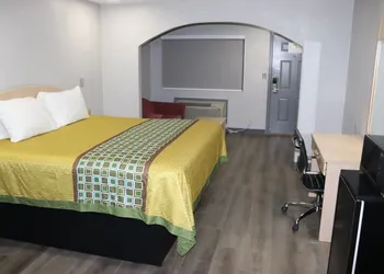 Americas Best Value Inn Cabot hotel thumbnail 5