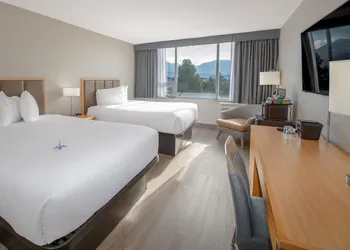 Coast Chilliwack Hotel by APA hotel thumbnail 7