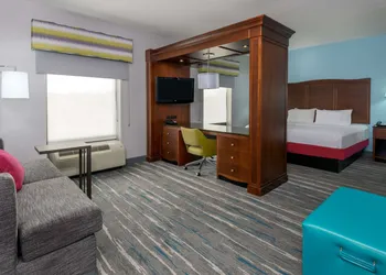 Hampton Inn & Suites Winston-Salem/University Area, NC hotel thumbnail 4