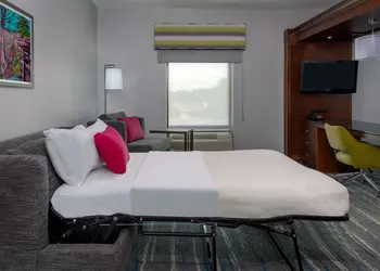 Hampton Inn & Suites Winston-Salem/University Area, NC hotel thumbnail 6