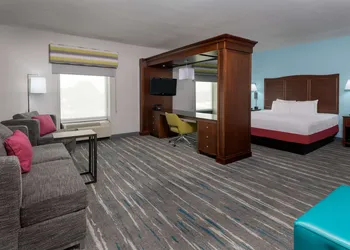 Hampton Inn & Suites Winston-Salem/University Area, NC hotel thumbnail 7