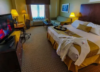 Grand Harbor Resort and Waterpark hotel thumbnail 5