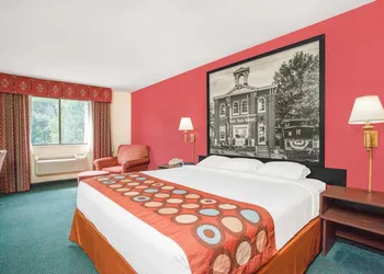Super 8 by Wyndham Gettysburg hotel thumbnail 5