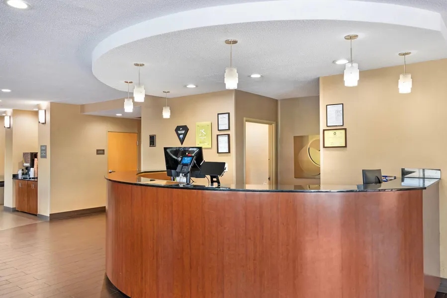 Comfort Suites Oxford I-20 exit 188 hotel detail image 2