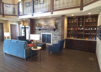 MainStay Suites LeClaire - Quad Cities hotel thumbnail 2