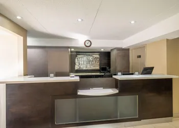 Super 8 by Wyndham Toronto East ON hotel thumbnail 2