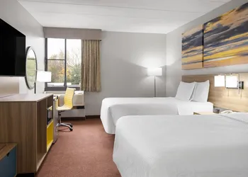 Days Inn by Wyndham Hagerstown I-70 hotel thumbnail 8