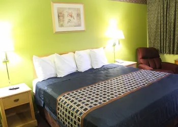 Hutchinson Inn hotel thumbnail 4