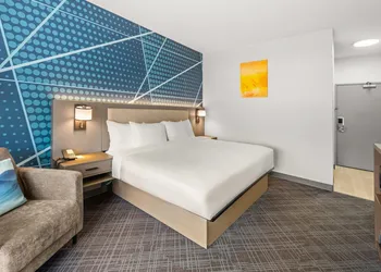Comfort Inn & Suites Olathe - Kansas City hotel thumbnail 8
