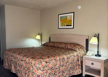 American Inn & RV Park hotel thumbnail 7