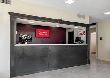 Red Roof Inn Murray hotel thumbnail 5