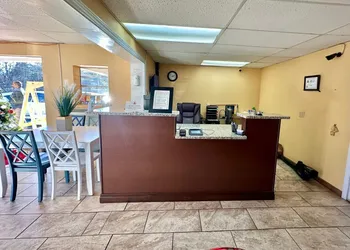 Americas Best Value Inn Franklin hotel thumbnail 2