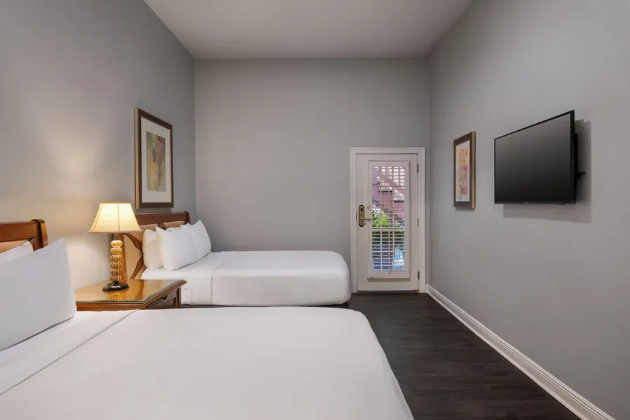 New Orleans Courtyard Hotel and Suites by the French Quarter hotel detail image 6