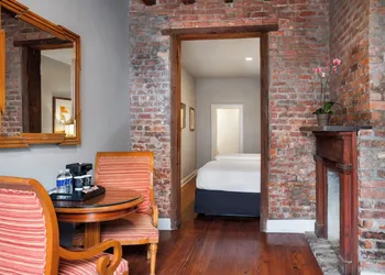 New Orleans Courtyard Hotel and Suites by the French Quarter hotel thumbnail 7