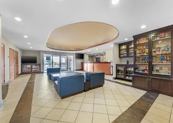 Best Western Plus San Antonio East Inn & Suites hotel thumbnail 2