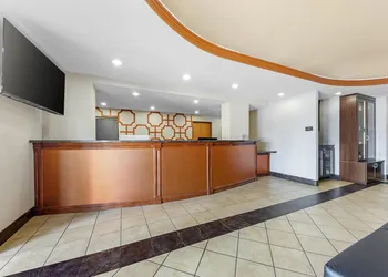 Best Western Plus San Antonio East Inn & Suites hotel thumbnail 3