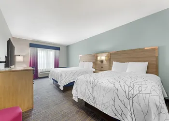 Best Western Plus San Antonio East Inn & Suites hotel thumbnail 5