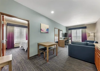 Best Western Plus San Antonio East Inn & Suites hotel thumbnail 8