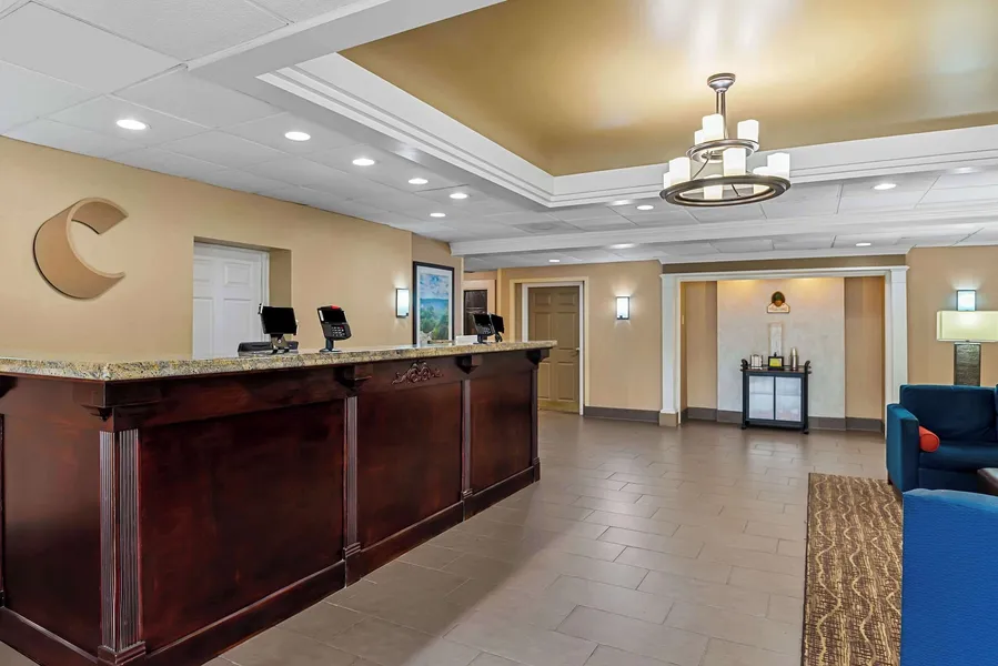 Comfort Inn & Suites Staunton hotel detail image 2