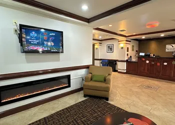 Sleep Inn & Suites Manchester near Arnold AFB hotel thumbnail 6