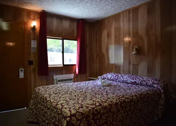Robbins Motel hotel thumbnail 2