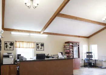 Lone Tree Inn hotel thumbnail 6