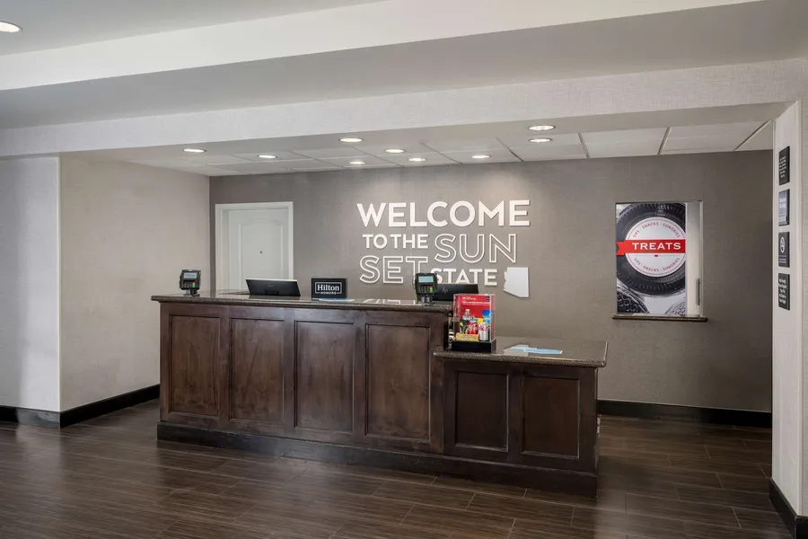 Hampton Inn & Suites Phoenix North/Happy Valley hotel detail image 2