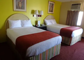 Economy Inn Express Warren hotel thumbnail 3