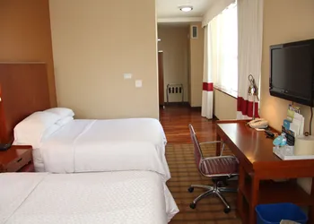 Four Points by Sheraton Philadelphia City Center hotel thumbnail 4